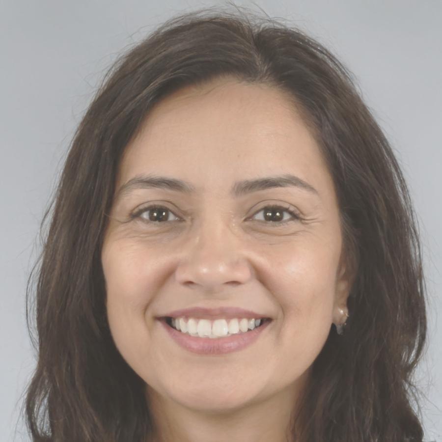 Ana Ruiz